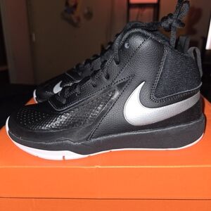 Nike Team Hustle D7  Black and Silver High-Top Basketball Sneakers